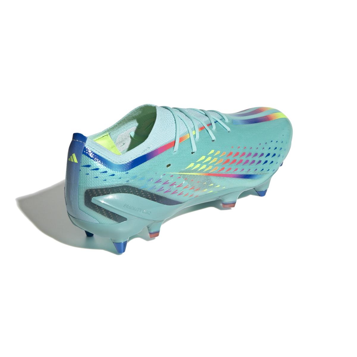 product/a/d/adidas_gw8442_6_footwear_photography_back_lateral_top_view_white_000.jpg